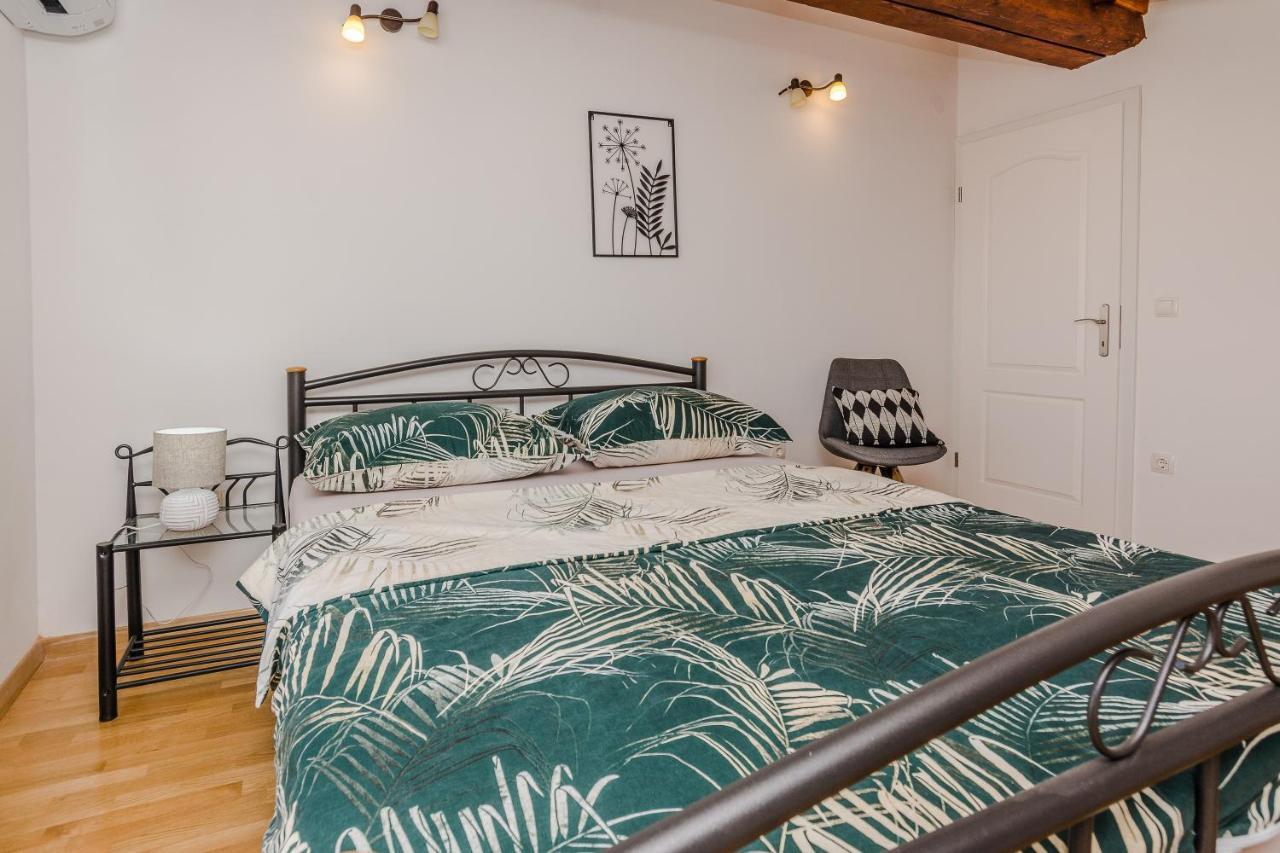 Bodulica Appartement Zadar Buitenkant foto