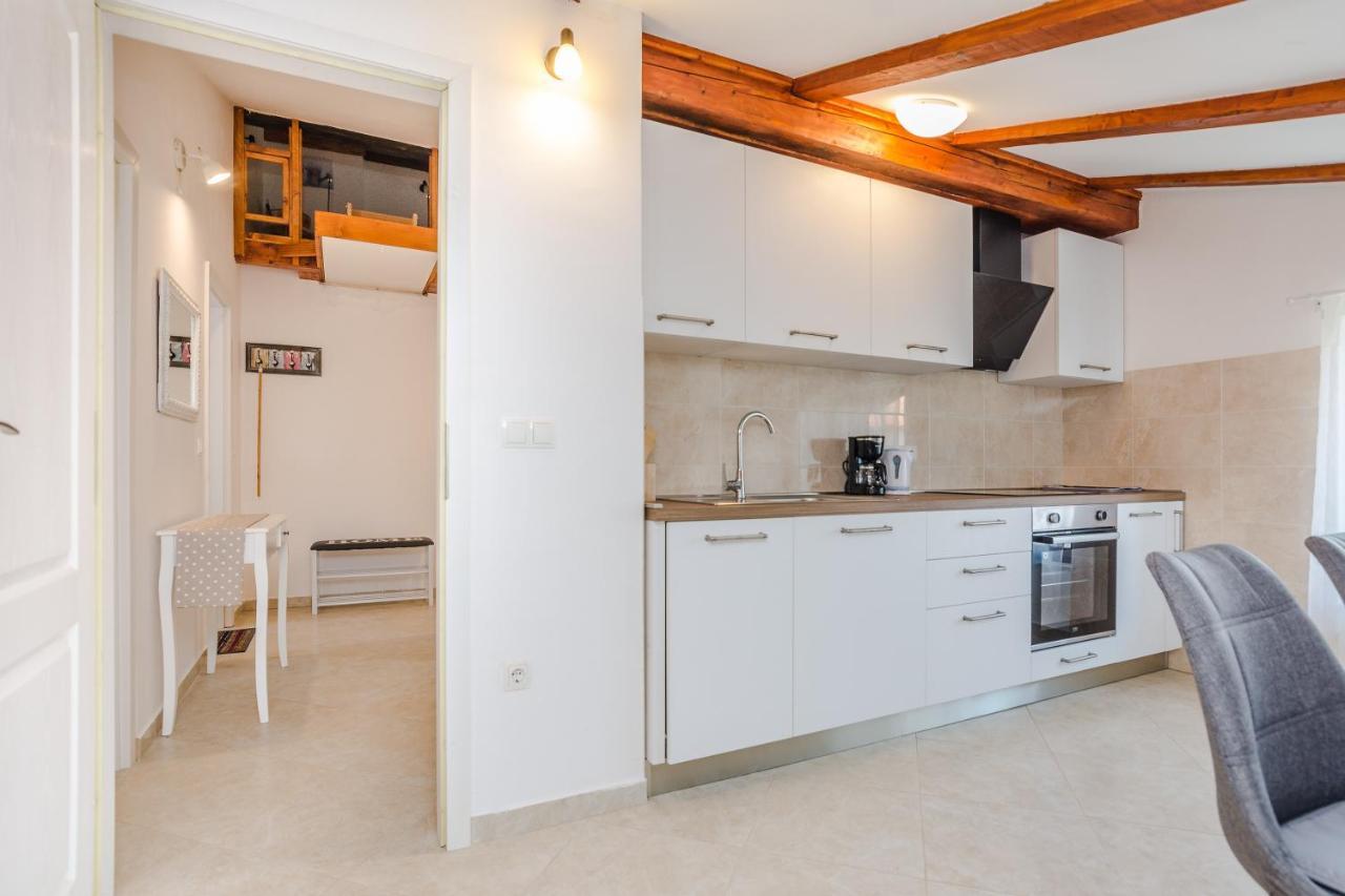 Bodulica Appartement Zadar Buitenkant foto
